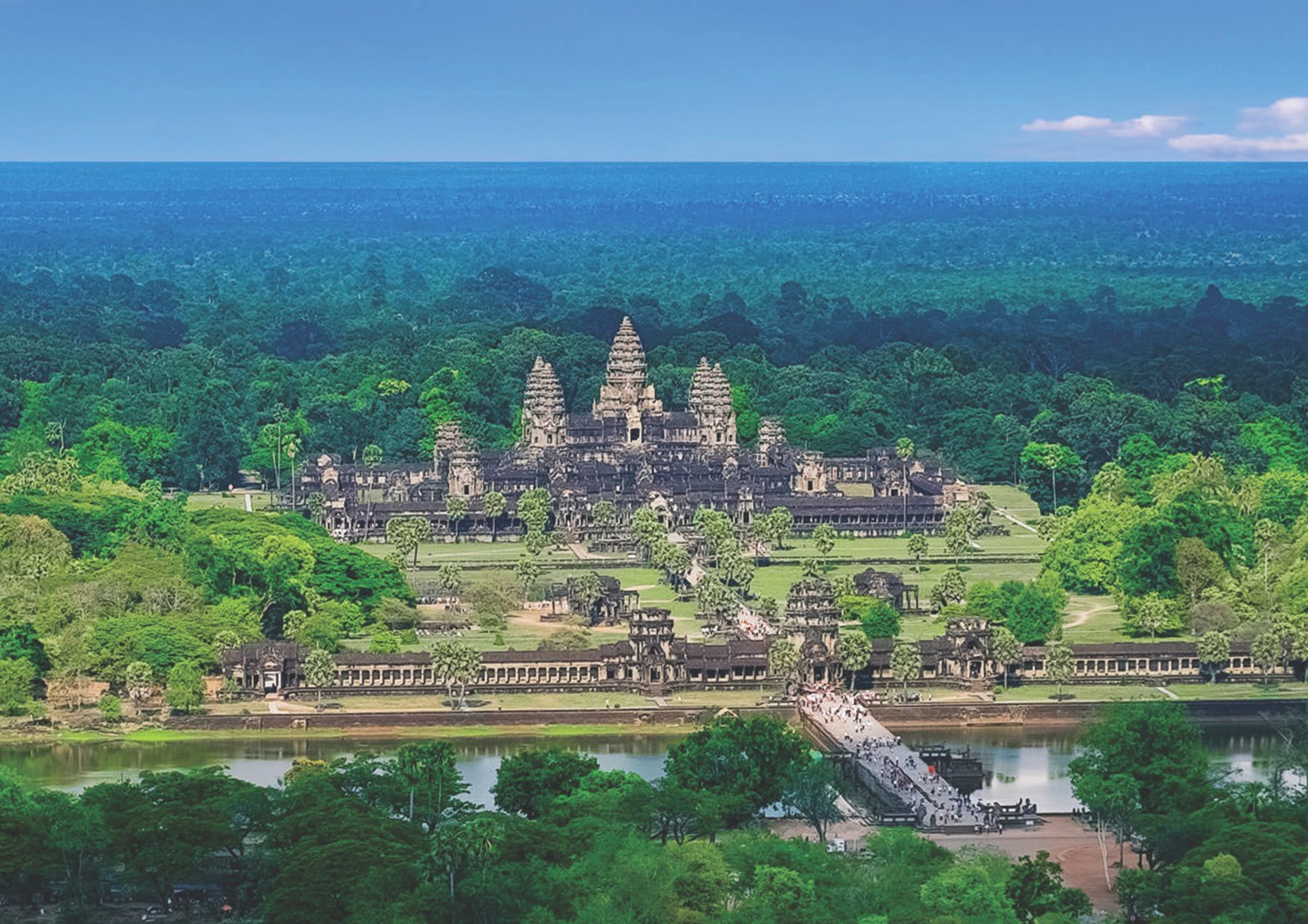 VIETNAM BORDER – PHNOM PENH – SIEM REAP – THAILAND BORDER | 6 DAYS