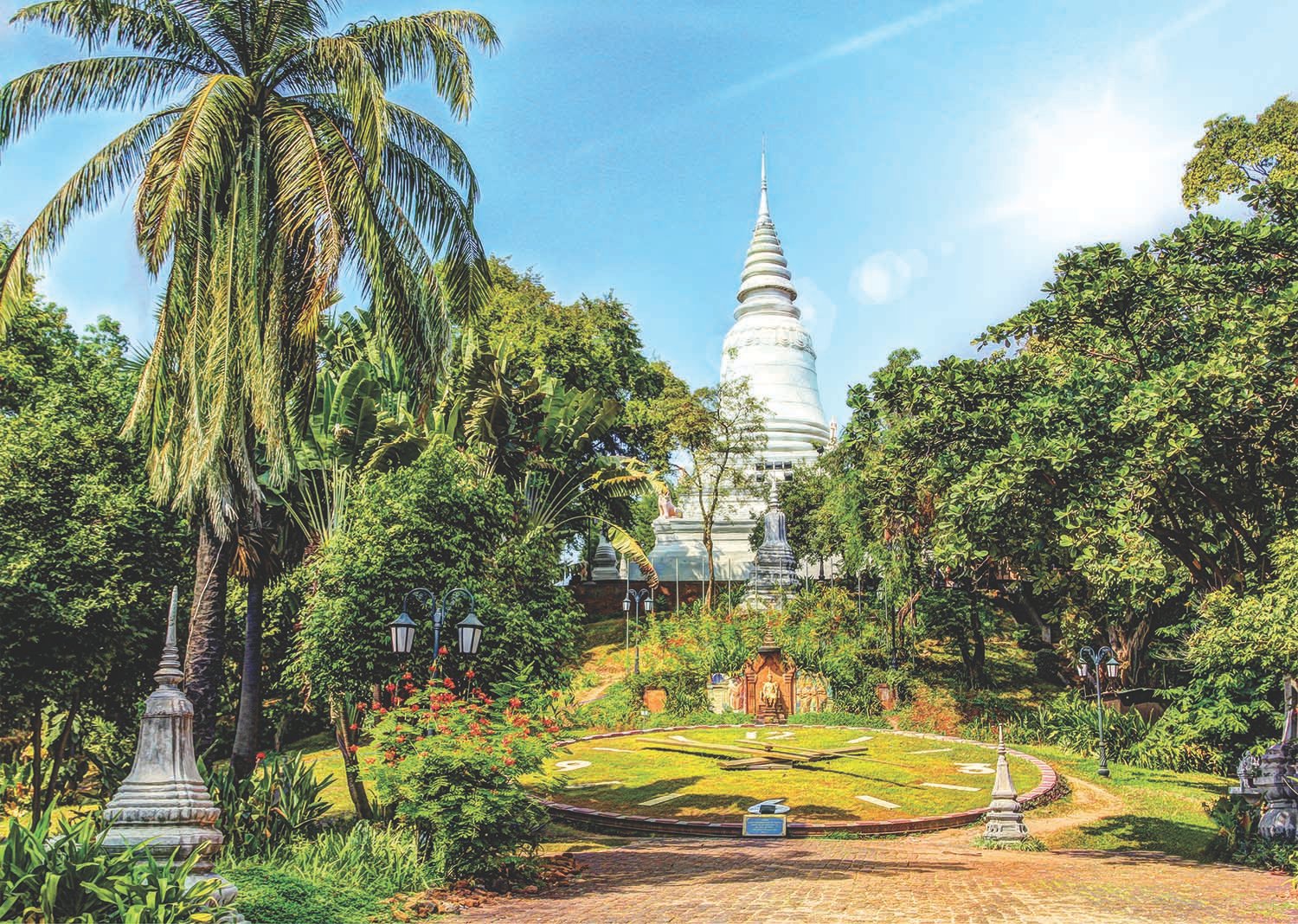 ANGKOR WAT & 1000 LINGAS – OVERLAND TO THAILAND BORDER | 5 DAYS